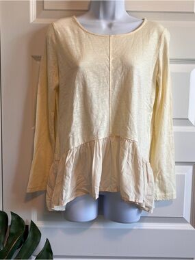 ILLA ILLA Peplum Long Sleeve Size Medium NWT